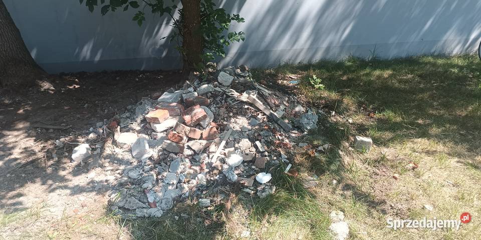 Oddam gruz cegła beton 1 przyczepa łódzkie Łask