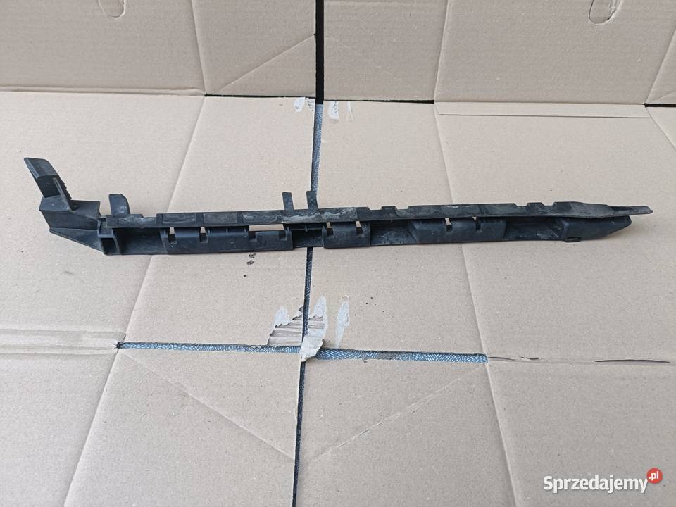Lewy ślizg tylnego zderzaka BMW 7 E65 E66 E67 Drezdenko