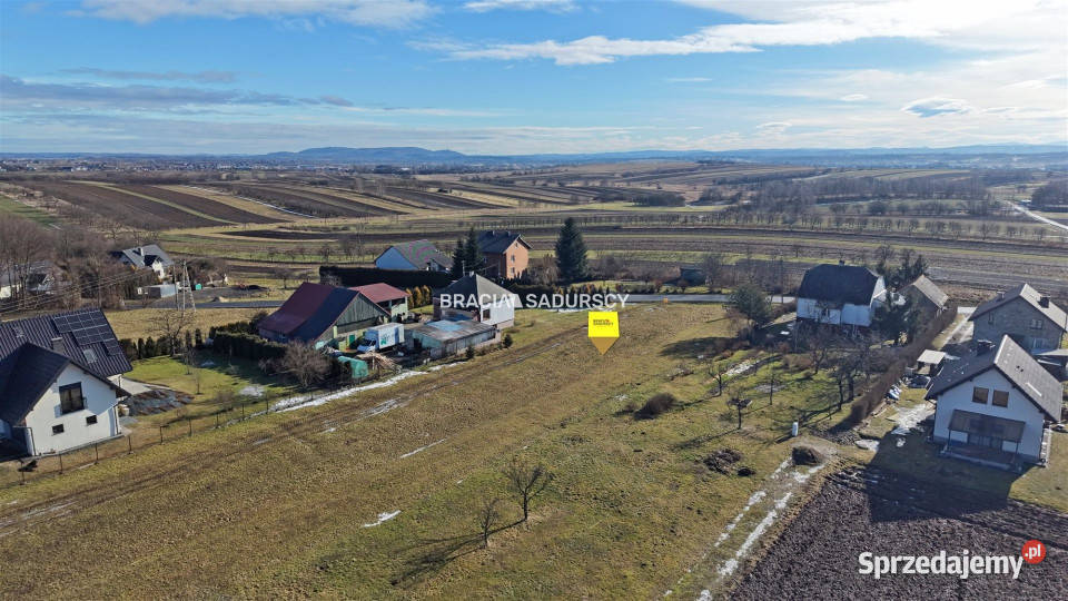 Grunt 1600m2 Czułów