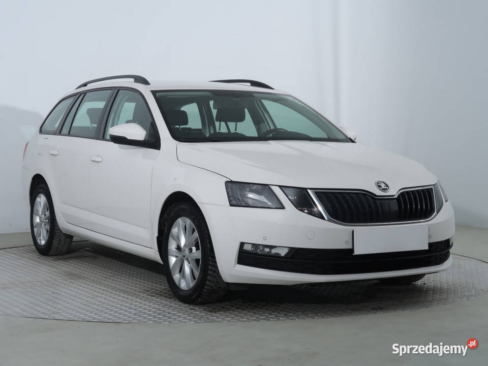 Skoda Octavia 15 TSI relingi dachowe śląskie Katowice