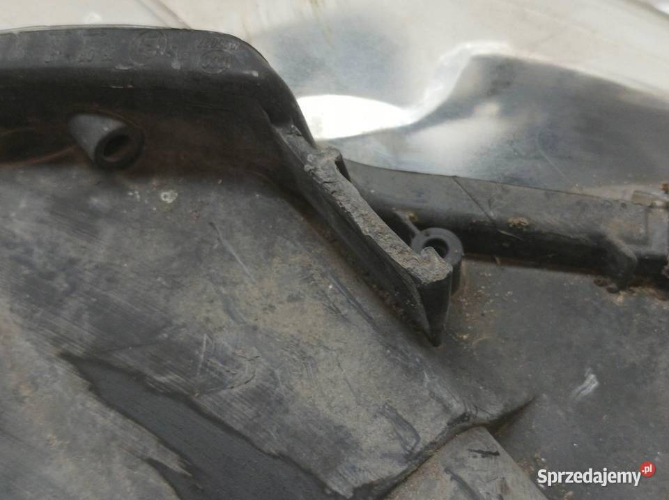 LAMPA PRZÓD PRAWA 1T1941006B 0301233202 VW