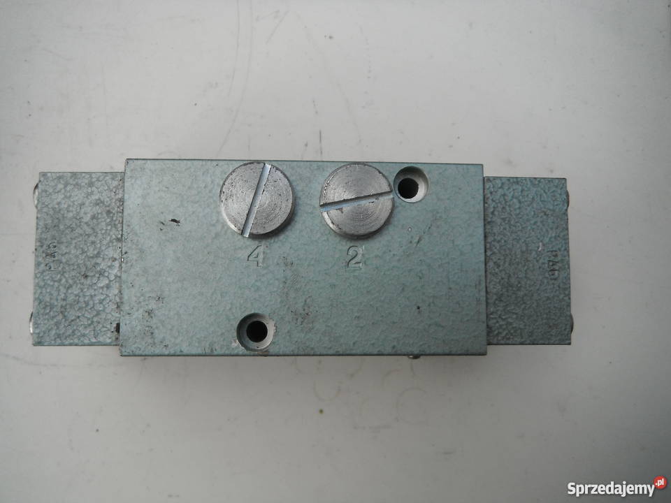 Zawór pneumatyczny 52 Łucznik 13005828 PA47 Chlewiska