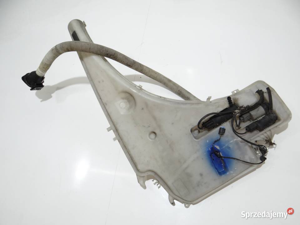 ZBIORNICZEK SPRYSKIWACZY BMW E91 XENON 7124231 osobowe Strzyżewice