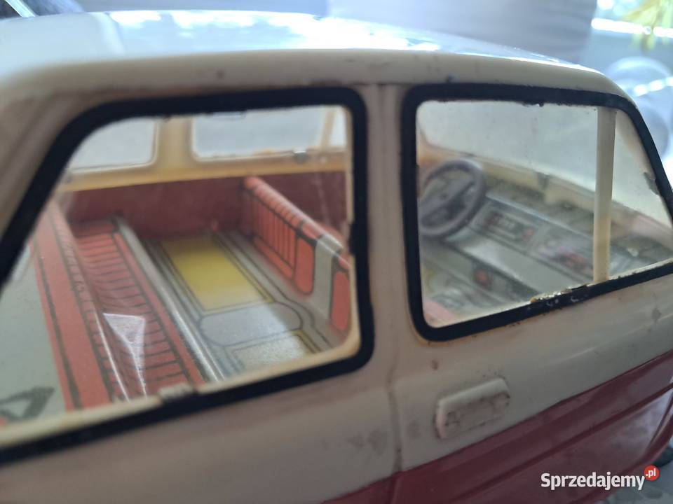 Fiat 126p zabawka czz antyk prl