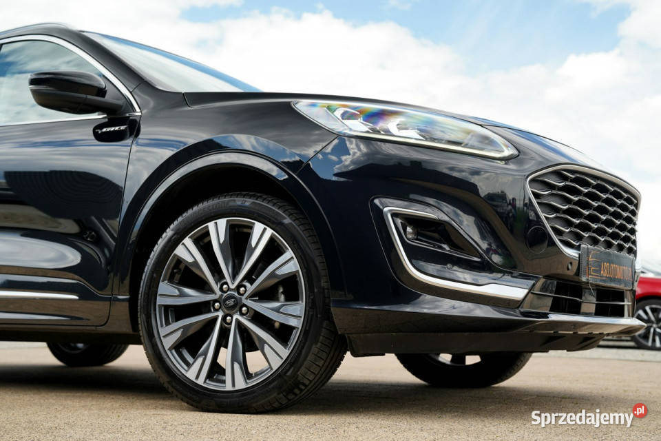Ford Kuga VIGNALE skóra Nawi FUL LED elklapa ACC gniazdo SD sprzedam