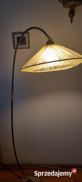 Klasyczna łukowa lampa podłogowa z połowy xx Skierniewice