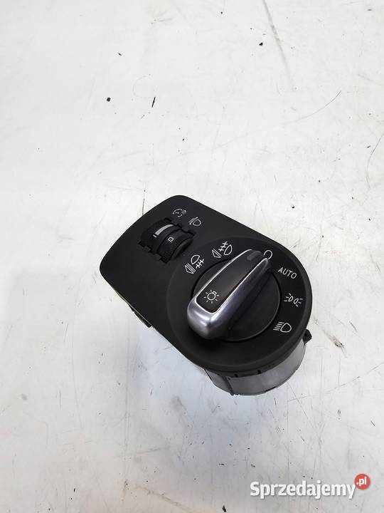 WŁĄCZNIK ŚWIATEŁ AUDI A1 8X LIFT 8X2941531M UK Przystajń