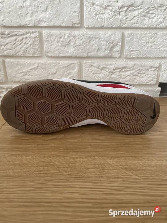 Buty Nike r 42 biały