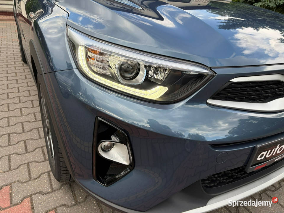 Kia Stonic Kamera cofania CarPlay Relingi Hak ABS Stonic Lipówki