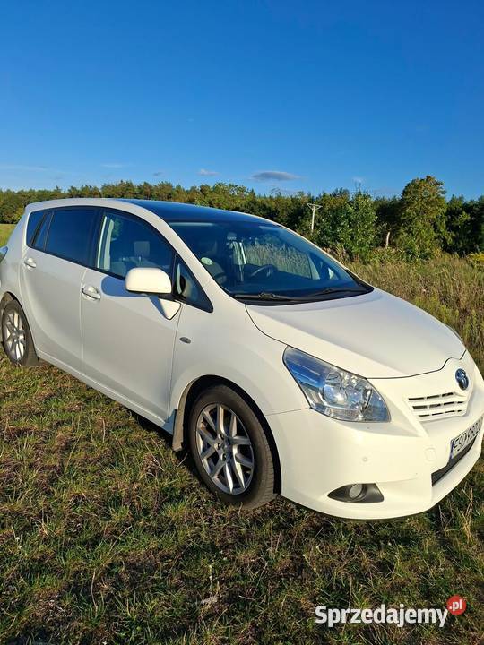 Toyota Verso 20 Veros 2012 20D4D Rok produkcji 2012 Strzelce Krajeńskie
