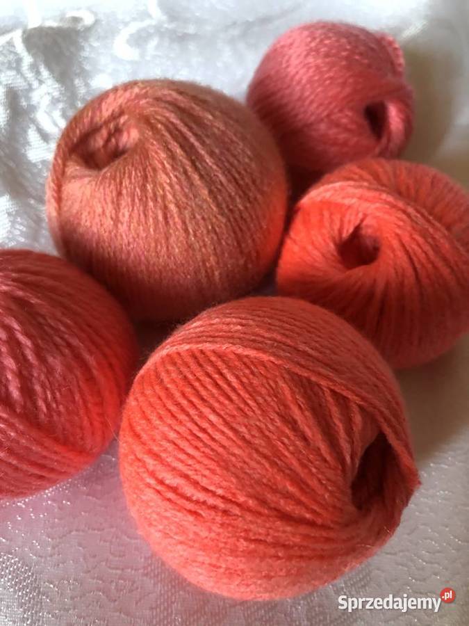 wełna włóczka wyprzedaż resztki waga 130 do 155 Zegrze
