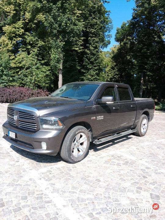 SPRZEDAM DOGE RAM 1500 2014 57HEMI RAM małopolskie Nowy Sącz sprzedam