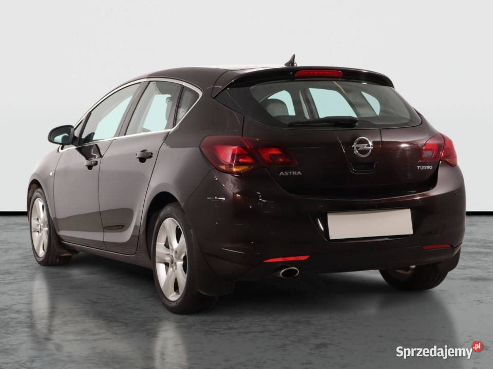 Opel Astra 14 T centralny zamek