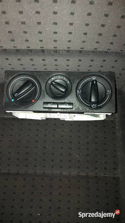 Zbiorniczek spryskiwaczy VW Bora 99r16SR Rok produkcji 1999 Poznań