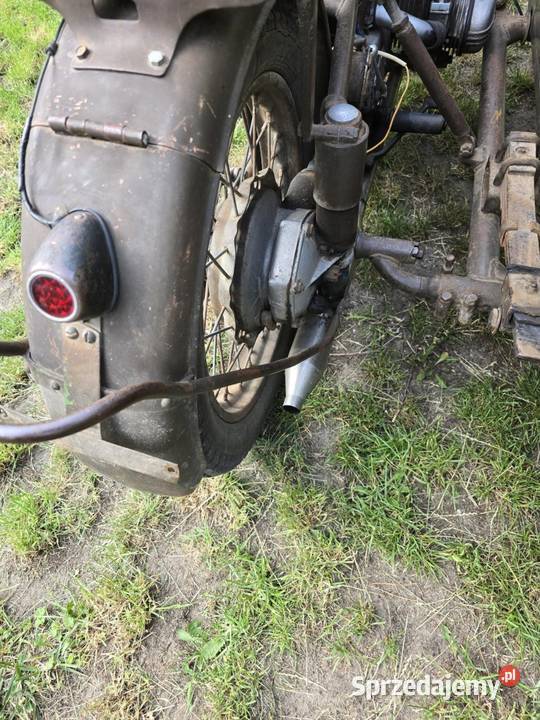 Motocykl URAL M 61 z koszem i dokumentami Rok produkcji 1961 Aleksandrów Łódzki sprzedam