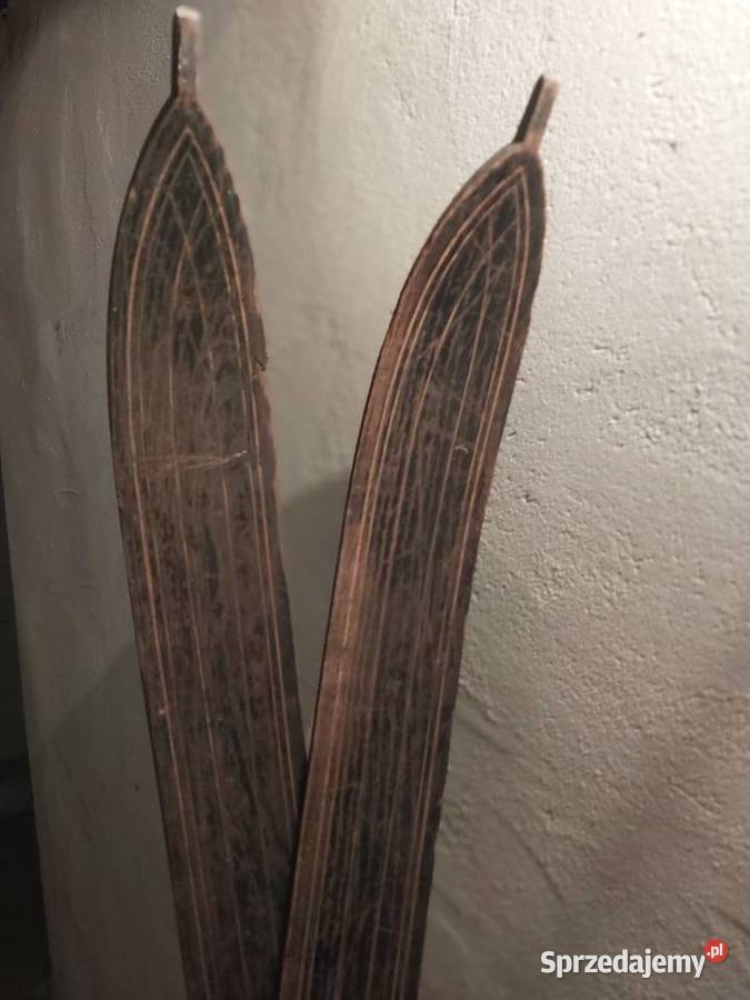 Zabytkowe narty