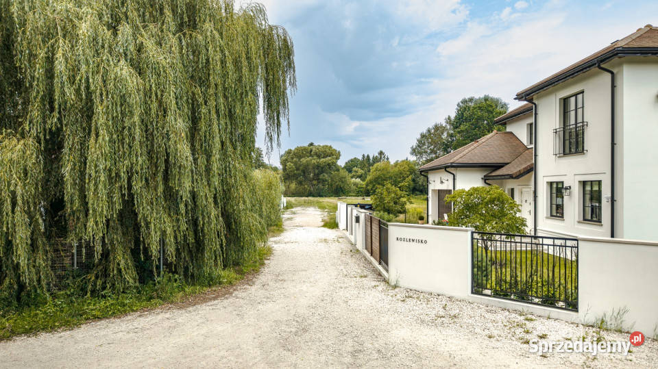 Wyjątkowa działka Podkowa LeśnaŻółwin Kupujący utwardzona