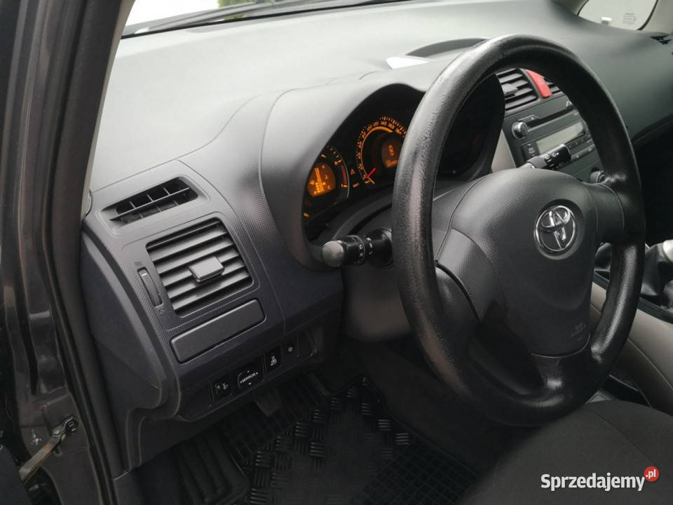 Toyota Auris 14 D4D 90 Klima Elektryka Isofix Strzegom