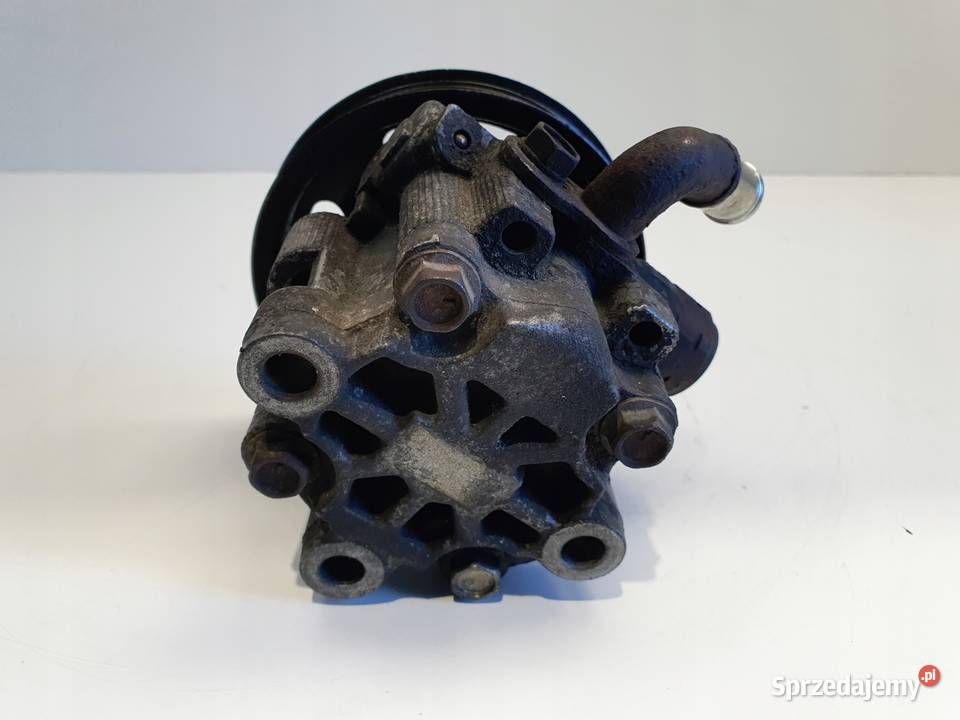 Toyota Avensis T25 20 D4D POMPA WSPOMAGANIA sprzedam