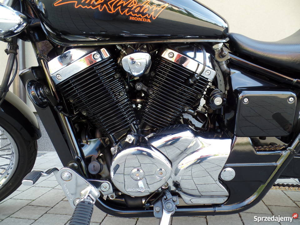 Honda Shadow VT750 DC BLACK WIDOW Kęty