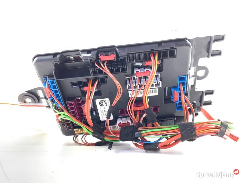 SKRZYNKA BEZPIECZNIKÓW BMW F16 9316569 SUV 1419 Skrzynki bezpieczników podkarpackie