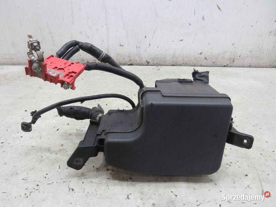OBUDOWA SKRZYNKA BEZPIECZNIKÓW MAZDA 3 BM 22 D