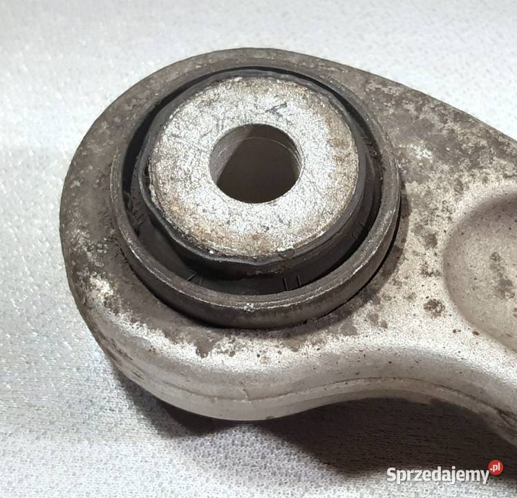 WAHACZ PRAWY TYŁ MERCEDES W204 W212 A20407 osobowe Mielęcin