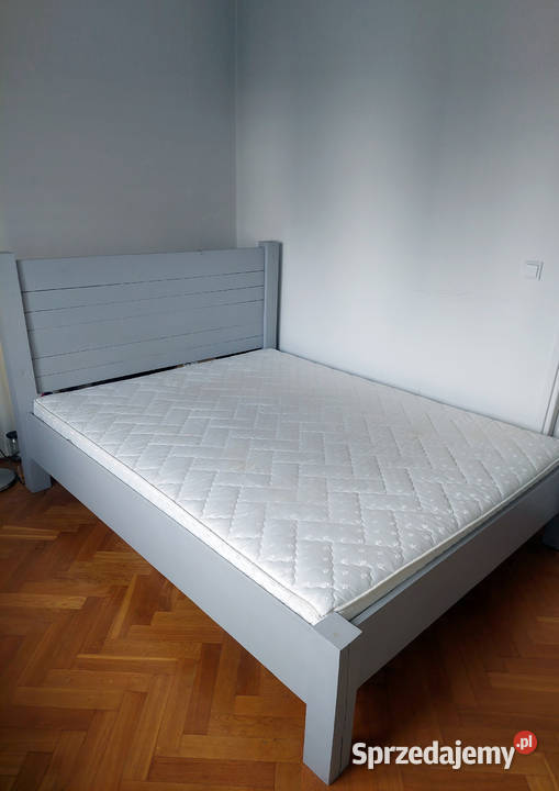 Drewniane łóżko w stylu skandynawskim Warszawa