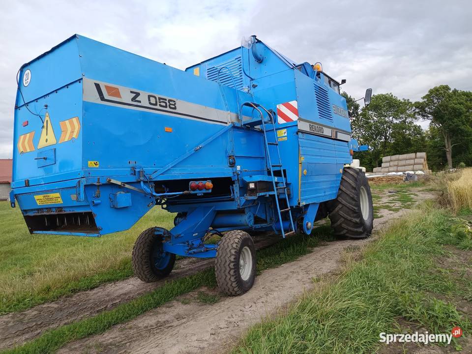 Kombajn zbożowy Bizon Rekord niebieski na dużej Kutno sprzedam