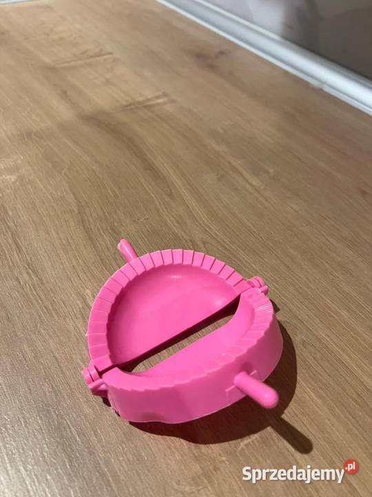 Mały pomocnikSprzęt do tworzenia pierogów Gdańsk