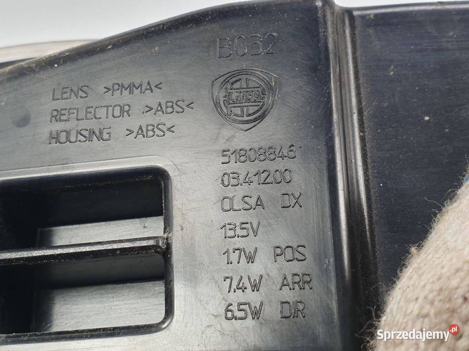 LAMPA PRAWA TYŁ LANCIA DELTA III 51808846 Pozostałe Lipno