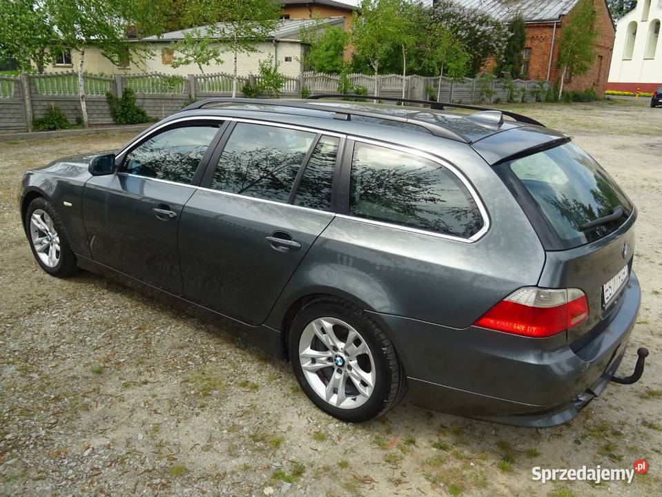 BMW E60 E61 karoseria kombi błotnik tył ćwiartka Parcice