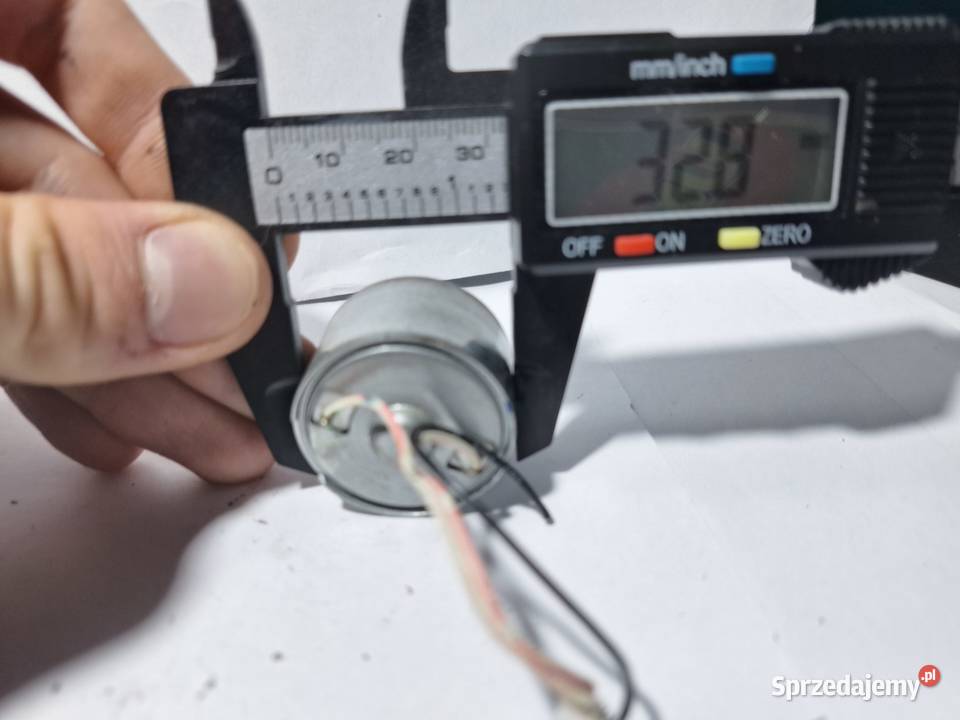 Silnik silniczek do magnetofonu ZB3 10Y Magnetofony wielkopolskie Międzychód