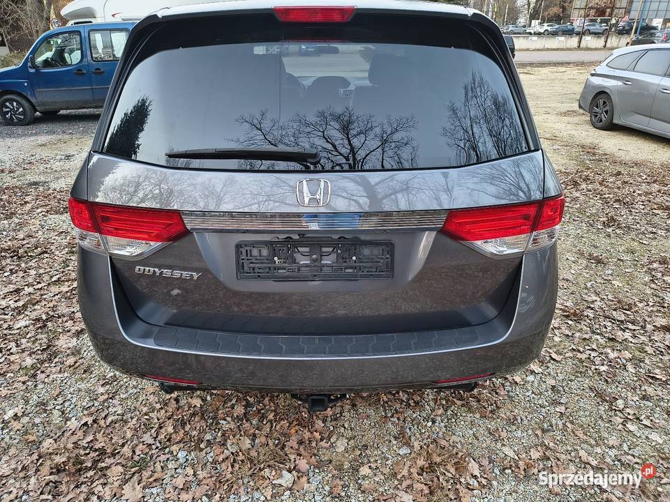 Super stan 3500 benzyna 245 109 8 osób Wrocław