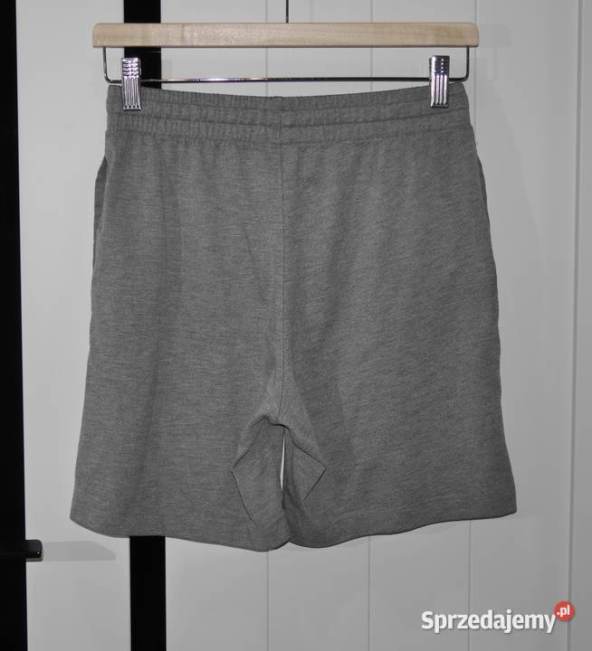 Nike fajne spodenki 147 158 Wrocław