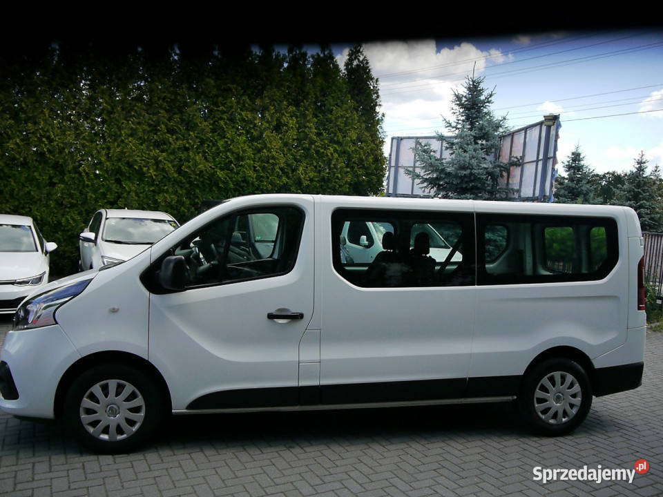 Renault Trafic 6 osob 90 Stan Idealny klima światła LED Częstochowa