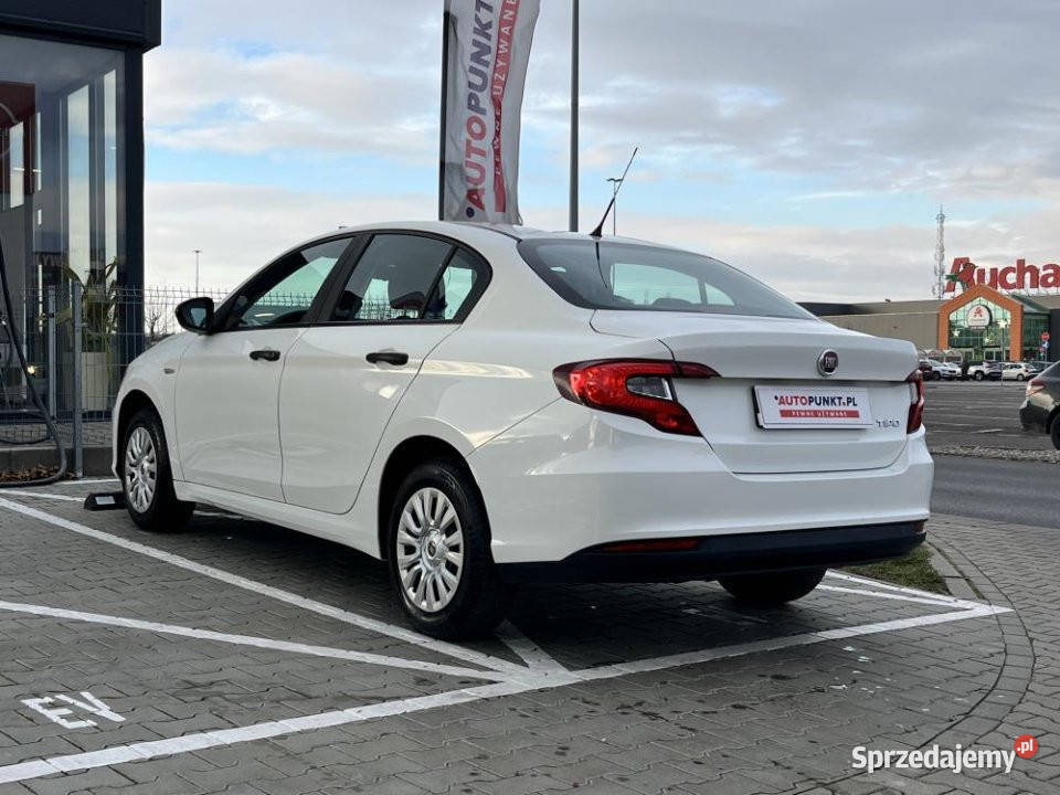 FIAT Tipo 2016r niski przebieg Salon wielkopolskie Poznań