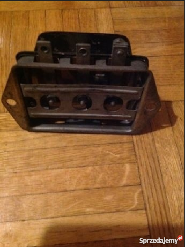 Fiat 126PRegulator napięcia prądnicy ORYGINALNY Układ elektryczny dolnośląskie Wrocław sprzedam