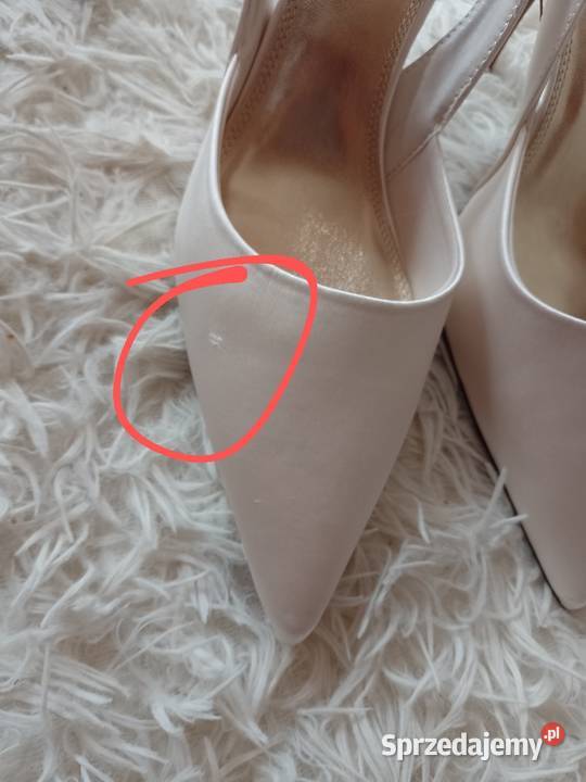 40 ASOS Design Kremowe czółenka ślubne z odkrytą Kraków