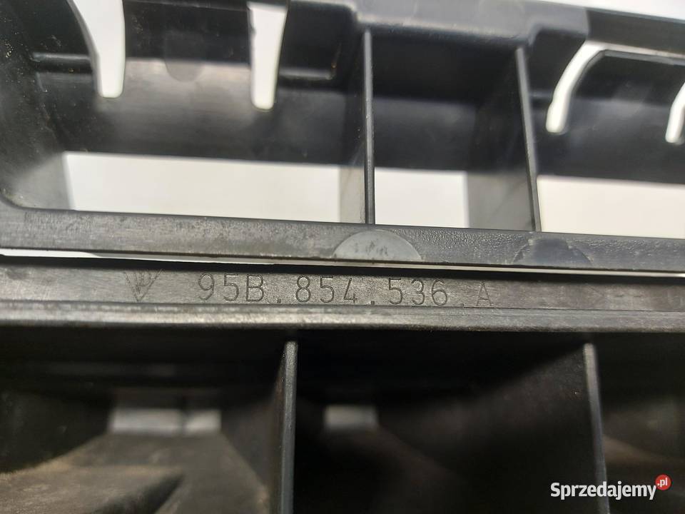 PORSCHE MACAN S 95B Mocowanie progu prawy przód osobowe dolnośląskie