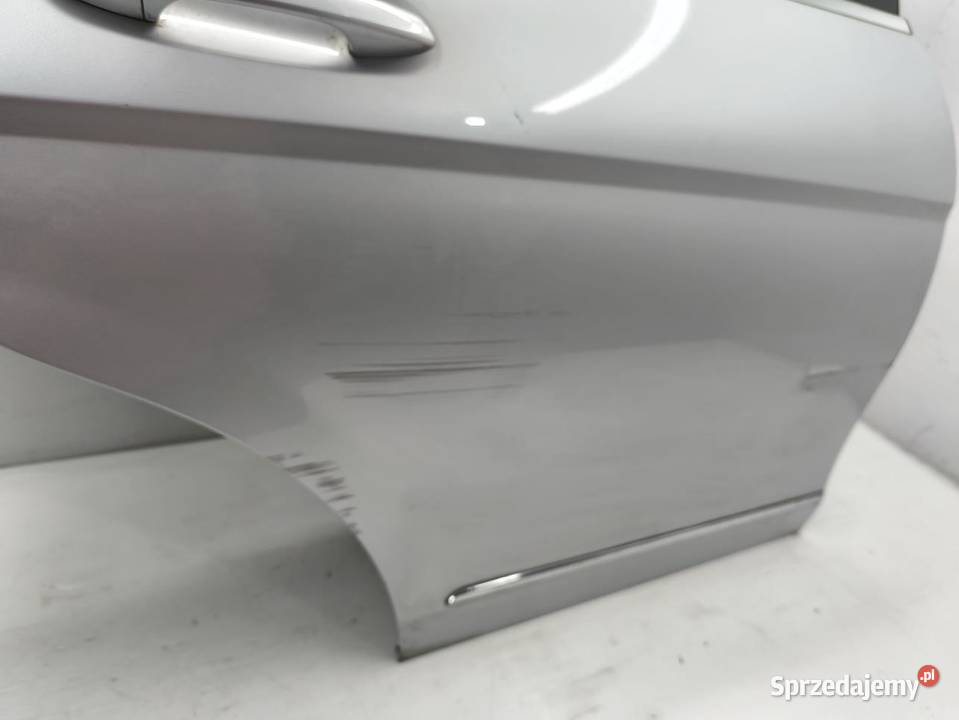 DRZWI PRAWY TYŁ KOMPLETNE MERCEDES W204 LIFT wielkopolskie