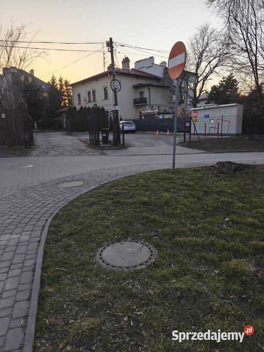 Nieruchomość Mieszkanie parter w centrum miejsce parkingowe Jarosław