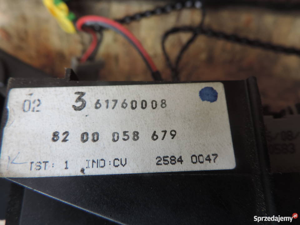 PRZEŁĄCZNIK ZESPOLONY RENAULT CLIO II 12 16V FL2 Układ elektryczny Nowy Sącz
