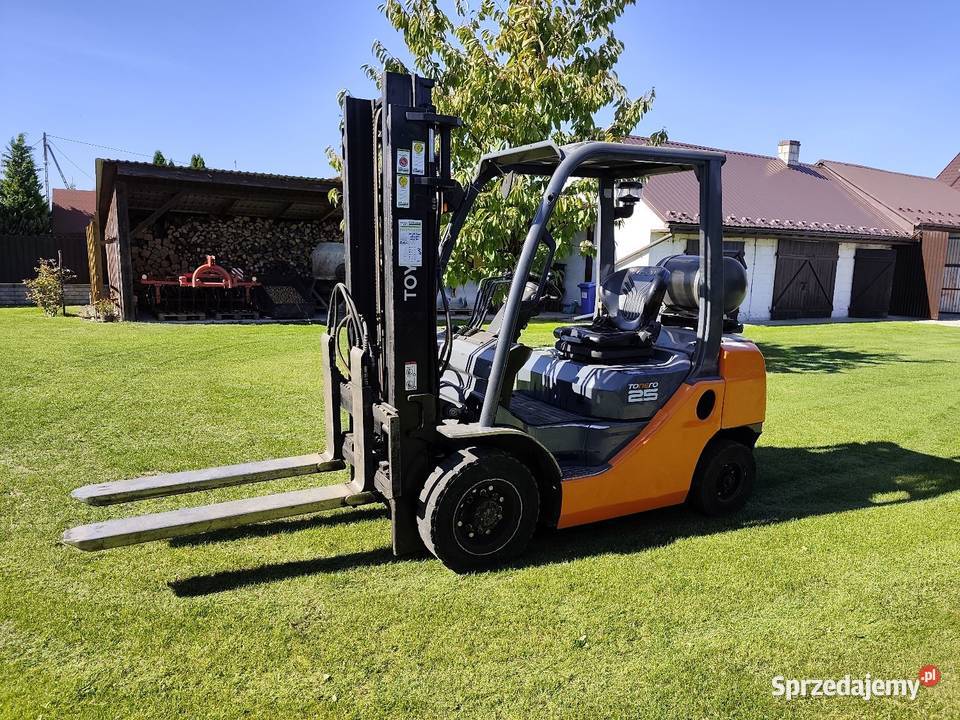 Wózek widłowy Toyota serii 8 25 to 8fgf25 widly mazowieckie