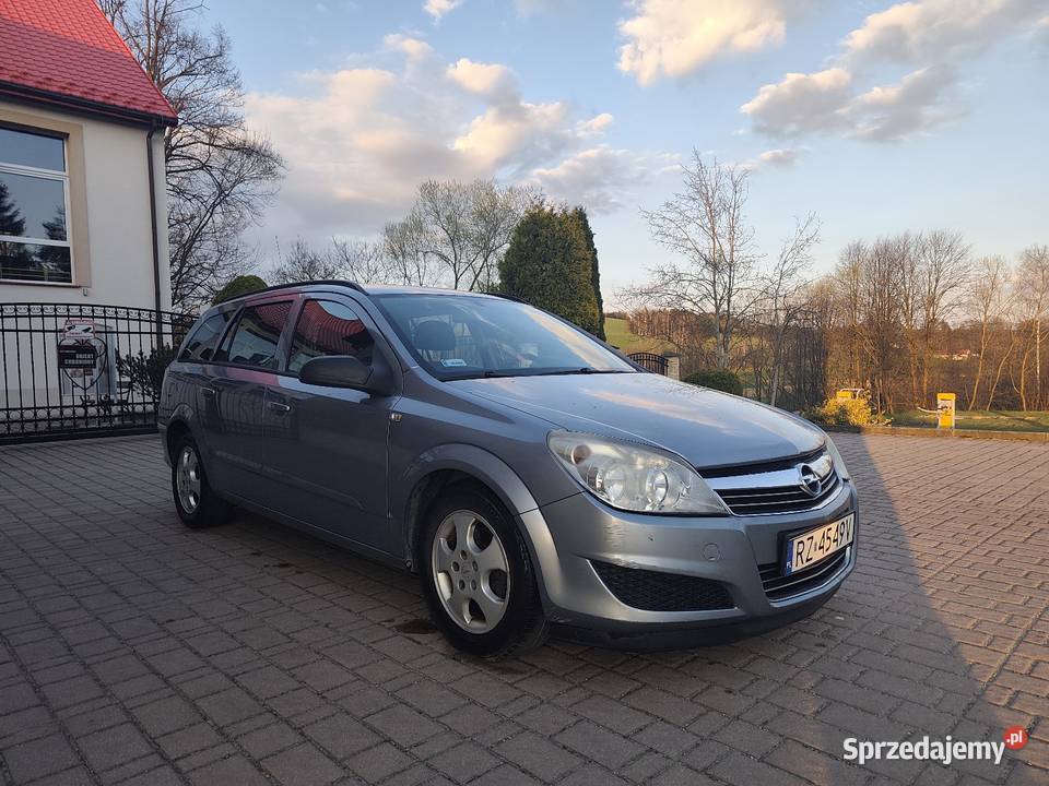 Opel Astra H 16 LPG Bistuszowa