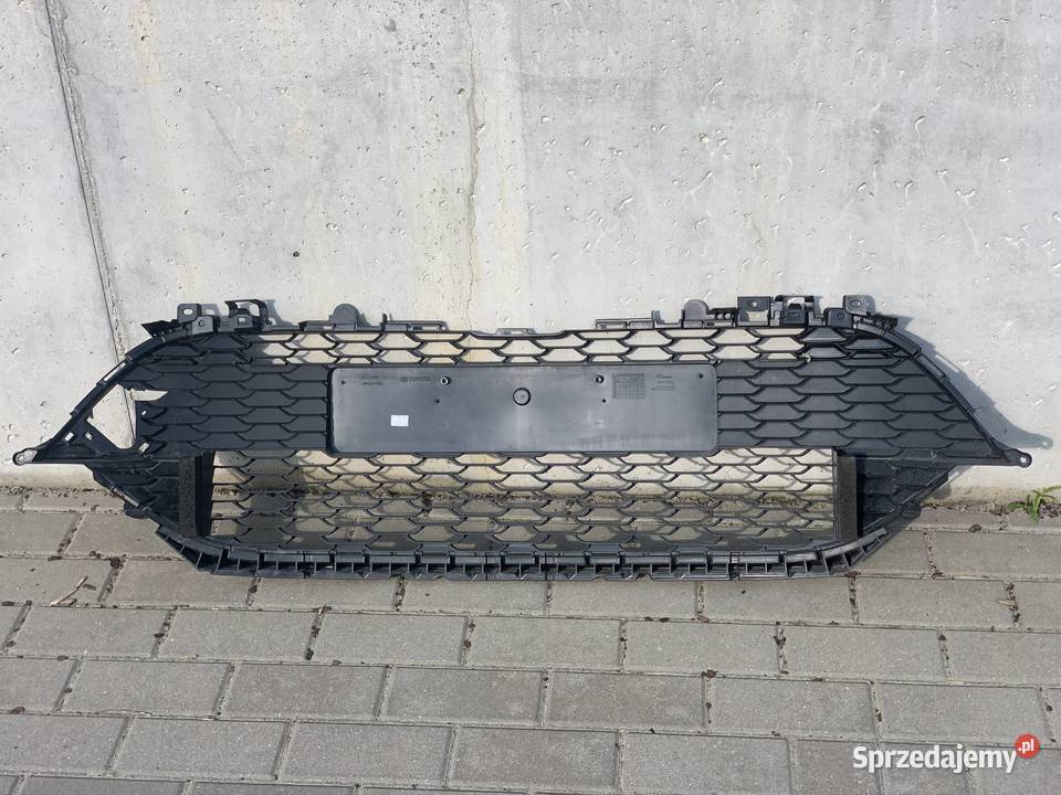 TOYOTA COROLLA 19 KRATKA ZDERZAK GRILL PRZÓD Warszawa