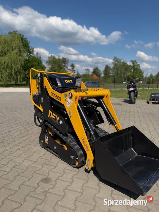 Nowa ładowarka gąsienicowa NEX MULTI gwarancja Rolnictwo Halinów sprzedam
