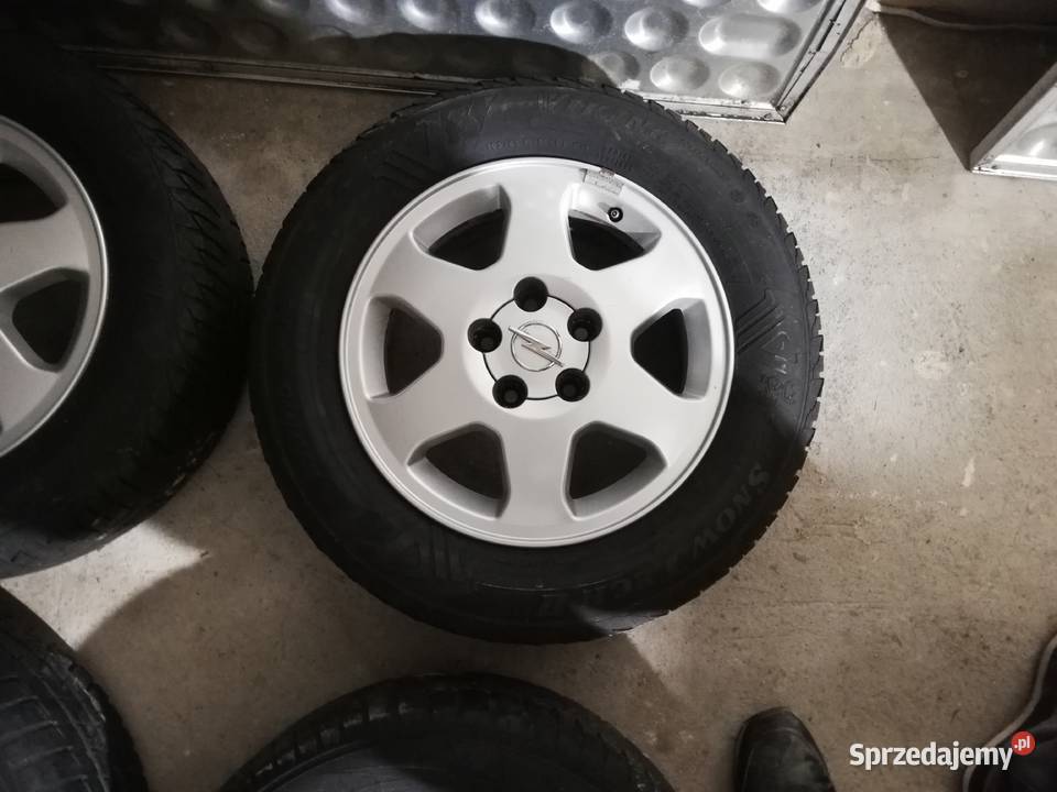 Felgi Opel 5x110 6Jx15H2 ET43 Opony 2 5 2 4 Zbaków Górny