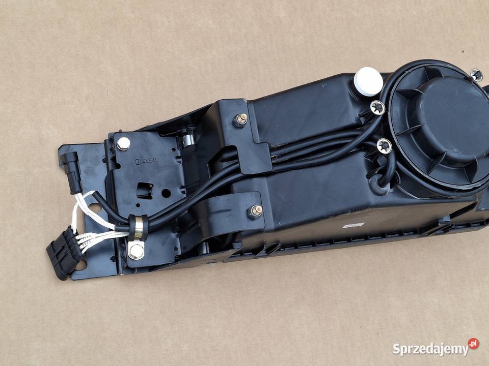 IVECO EUROCARGO REFLEKTOR PRAWY LAMPA PRAWA NOWA ciężarowe