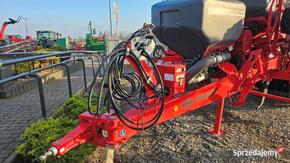 Zestaw uprawowosiewny HORSCH Focus 4 TD do siewu Jatutów